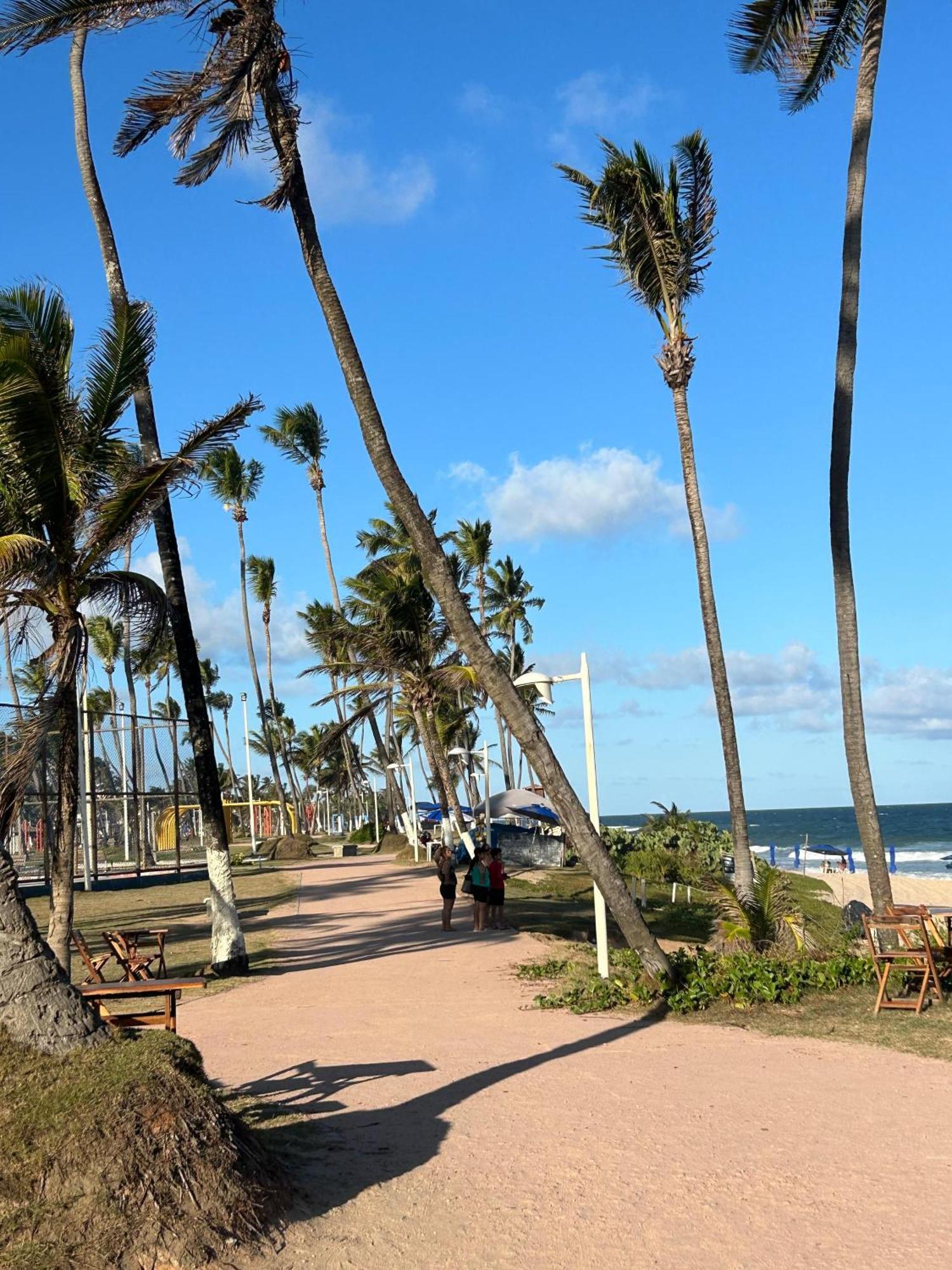 Village Em Stella Maris A 50M Da Praia Salvador Esterno foto